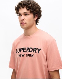 Superdry - Loose Logo Graphic Tee