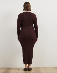Atmos&Here Curvy - Maci Fitted Midi Knit Dress