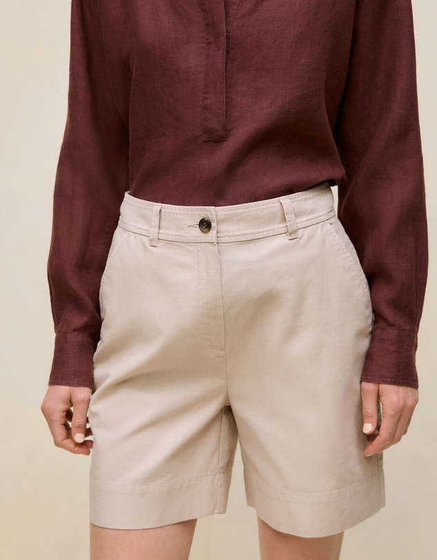 Trenery - Yarn Dyed Stretch Cotton Tailored Short in Flax