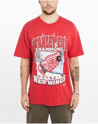 Vintage by The Real Deal - Pre Loved - Vintage 1998 NHL Detroit Red Wings Stanley Cup Tee