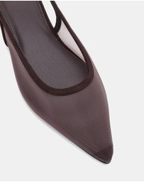 Novo - Cassey Flats