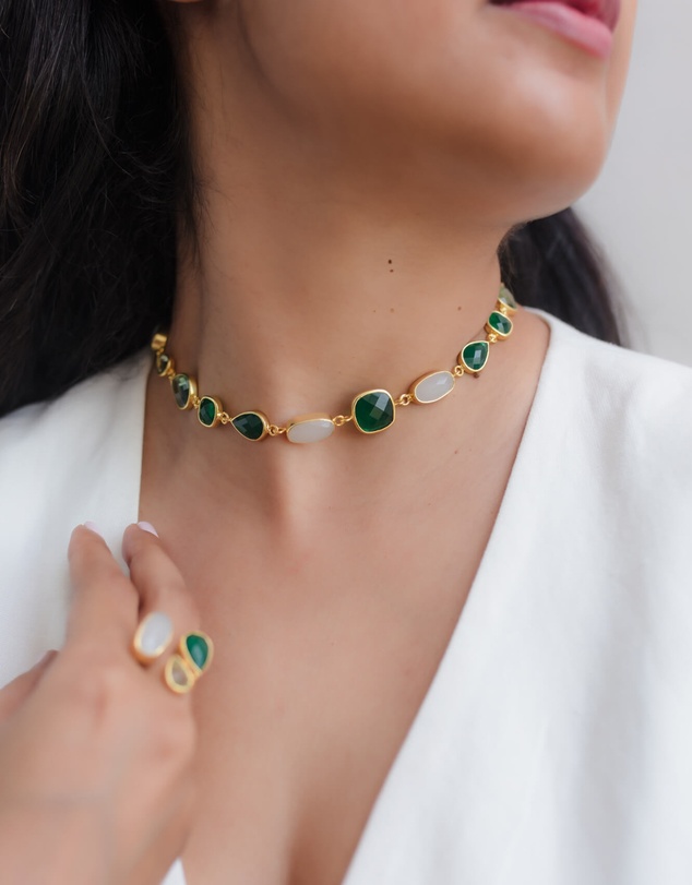 Meshca - Trapeze Vert Necklace