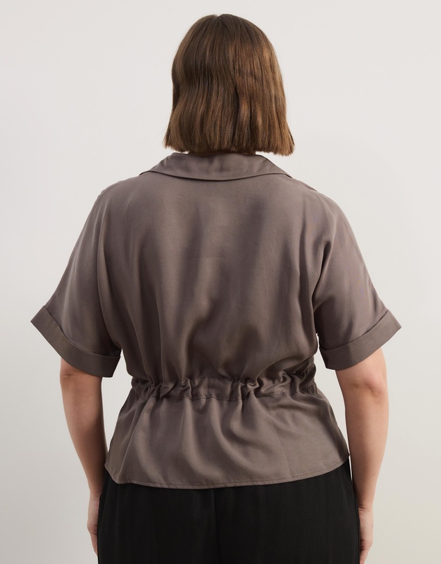 Atmos&Here Curvy - Viola Shirt With Adjustable Drawstring At Waist