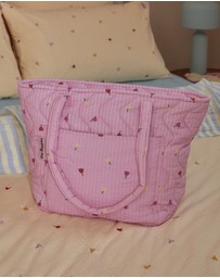Mosey Me - Forget Me Not Quilted Bag in Peony