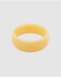 HOUSE OF SLANI - Butter yellow Lumi Resin Bangle