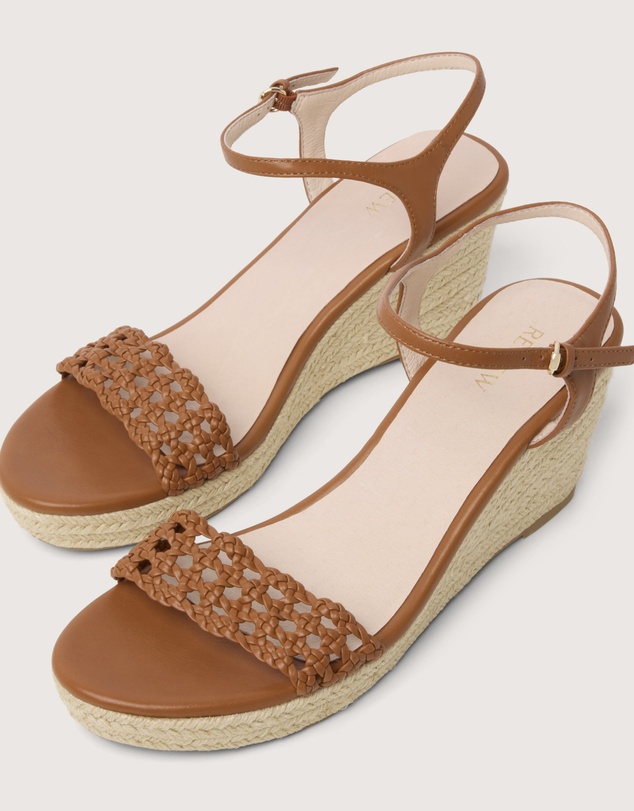 Review - Marjorelle Heel