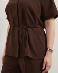 Atmos&Here Curvy - Aveline Tie Back Shirt