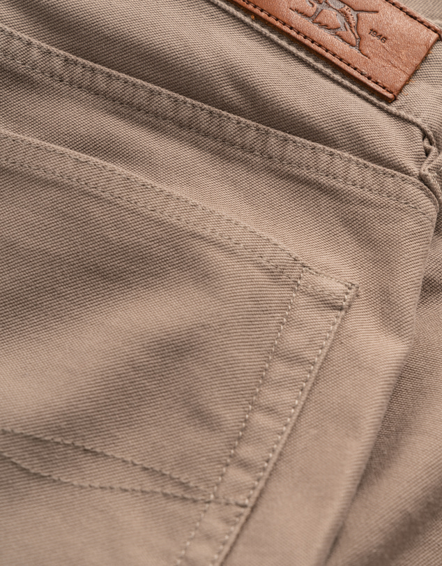 Rodd & Gunn - Motion 2 Straight Jean Short Leg