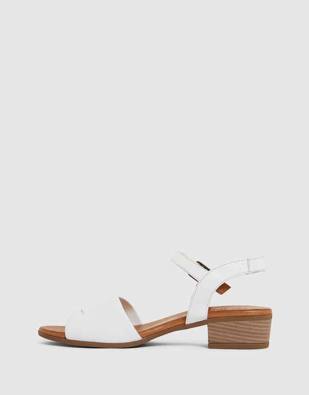 Easy Steps - Maisy