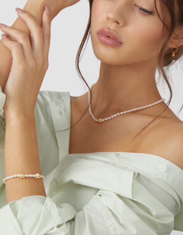 Carly Paiker - Crushed Pearl Necklace