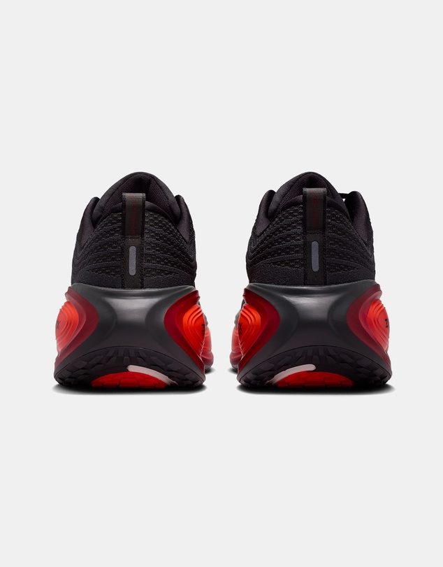 Nike - Nike Vomero Plus - Men's