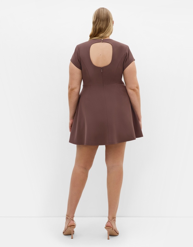 City Chic - Plus size Dynamic Cap Sleeve Skater Dress - chocolate