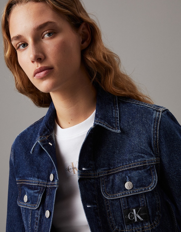 Calvin Klein Jeans - Cropped 90s Denim Jacket