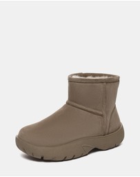 EVERAU - Australian Shepherd Ugg Salma Mini Cow Suede Upper UGG Boots