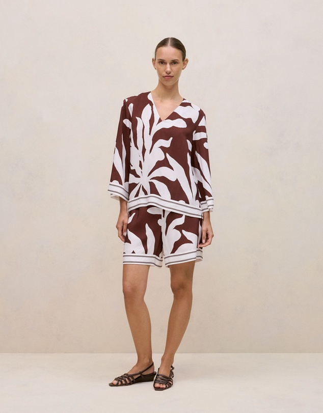 Trenery - Wakame Border Stripe Relaxed Short in Espresso