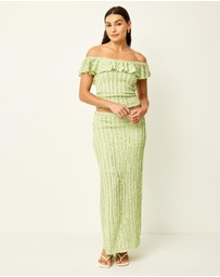 Dazie - Dainty Ruffle Off The Shoulder Top