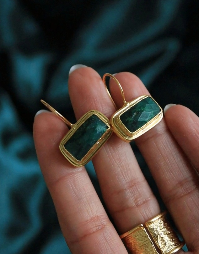 Ottoman Hands - Noa Emerald Drop Earrings