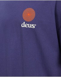 Deus Ex Machina - Strata Tee