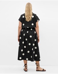 City Chic - Vacay Polka Dot Print Shirt - black