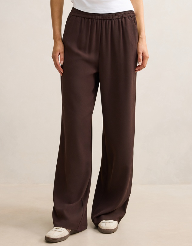 Forever New - Aleyna Side Striped Wide Leg Pants