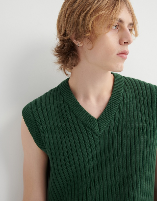 Kowtow - Luca Vest