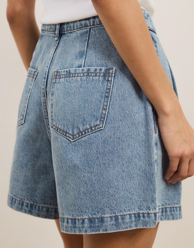 Atmos&Here - Devon Pleated Denim Shorts