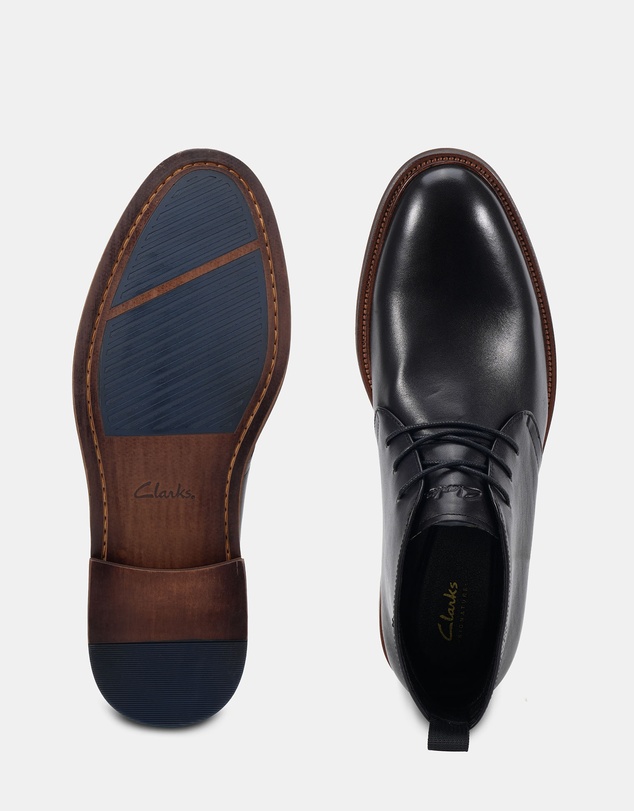 Clarks - Cross Black