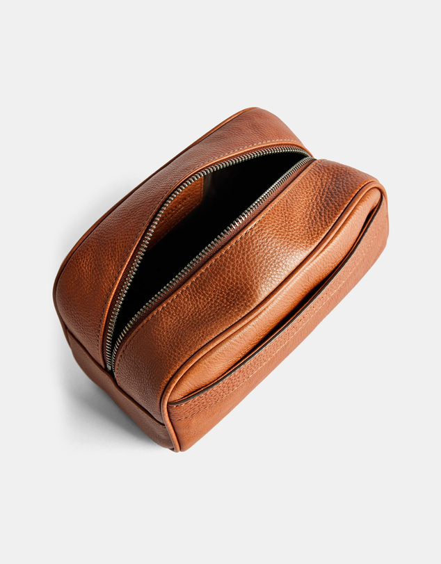R.M.Williams - Farrier Toiletry Bag