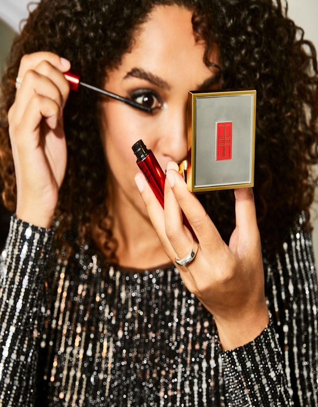Elizabeth Arden - Grand Entrance Dramatic Volume, Length and Lift Mascara