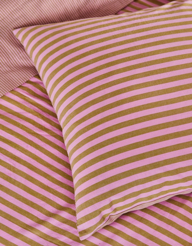 Mosey Me - Lilac Sprout Standard Pillowcase Set