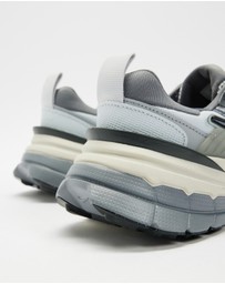 Nike - V2K Run - Women's