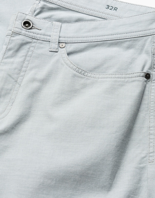 Rodd & Gunn - Gunn Straight Fit Jean Short Leg
