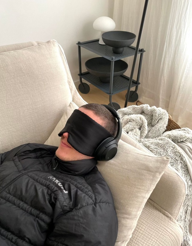 SILK MAGNOLIA - Pure Silk Eye Mask Pillow