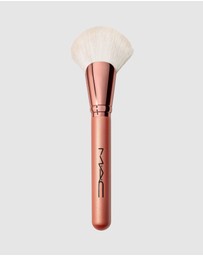 MAC - 143S Bronzer Fan Brush