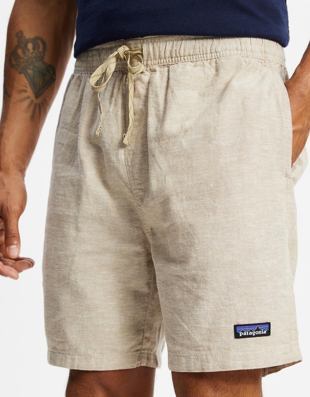 Patagonia - Men's Baggies Naturals