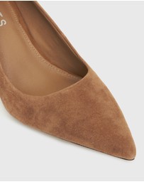 Betts - Davis Pointed Toe Stiletto Pumps