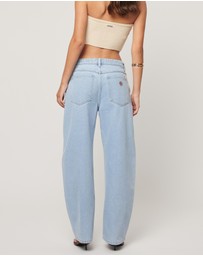 Abrand - 95 Mid Barrel Jeans