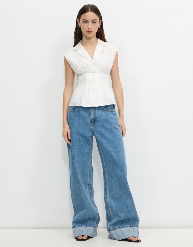 Calli - Tucked Sleeveless Shirt