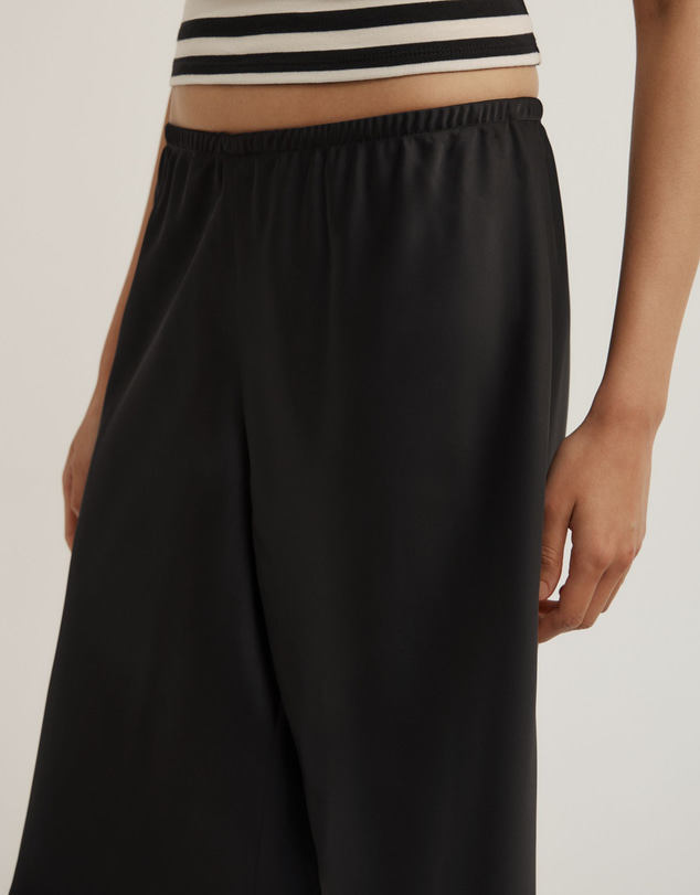 Witchery - Satin Bermuda Shorts