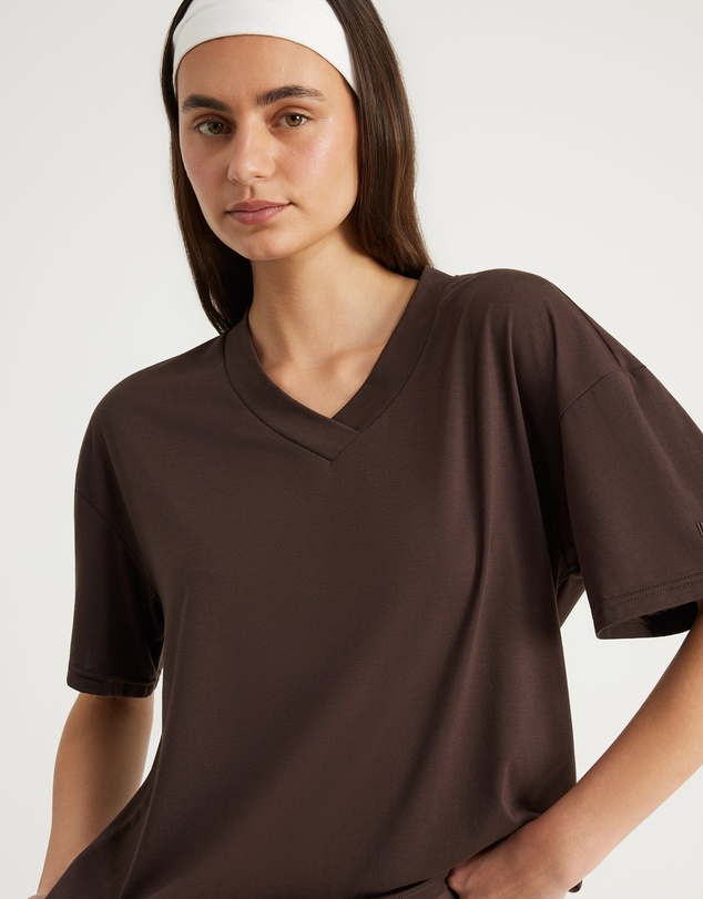Upstate - Air Flex V-Neck T-Shirt - Espresso