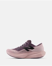 New Balance - FuelCell Rebel v4 - Women's