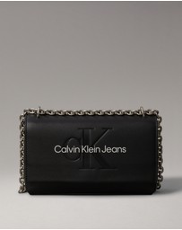 Calvin Klein - Sculpted Chain Crossbody Bag