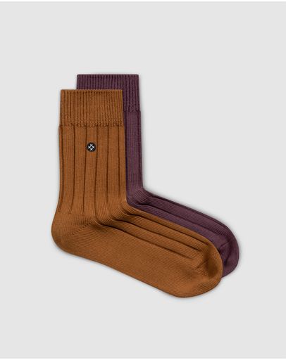 Amber, Plum