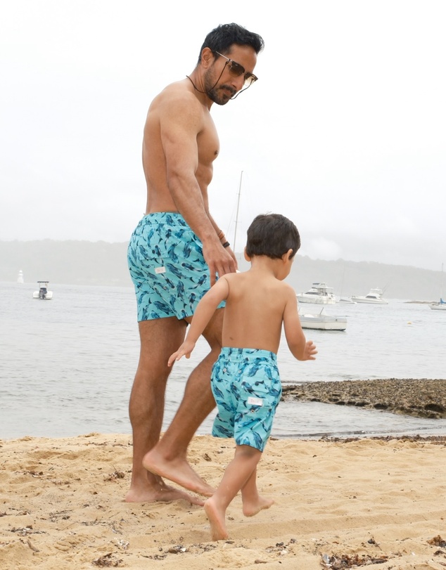 Tolu Australia - Boardshorts with Whale Sharks