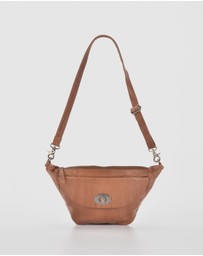 Cobb & Co - Dickson Leather Crossbody Bag