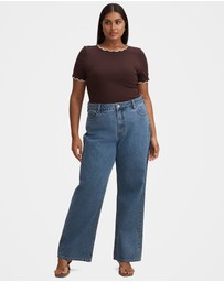 Forever New Curve - Rebecca Curve Scallop Trim T-shirt