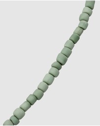 Kuzzoi - ICONIC EXCLUSIVE - Green Beads Necklace with Gold-Plated Silver Closure