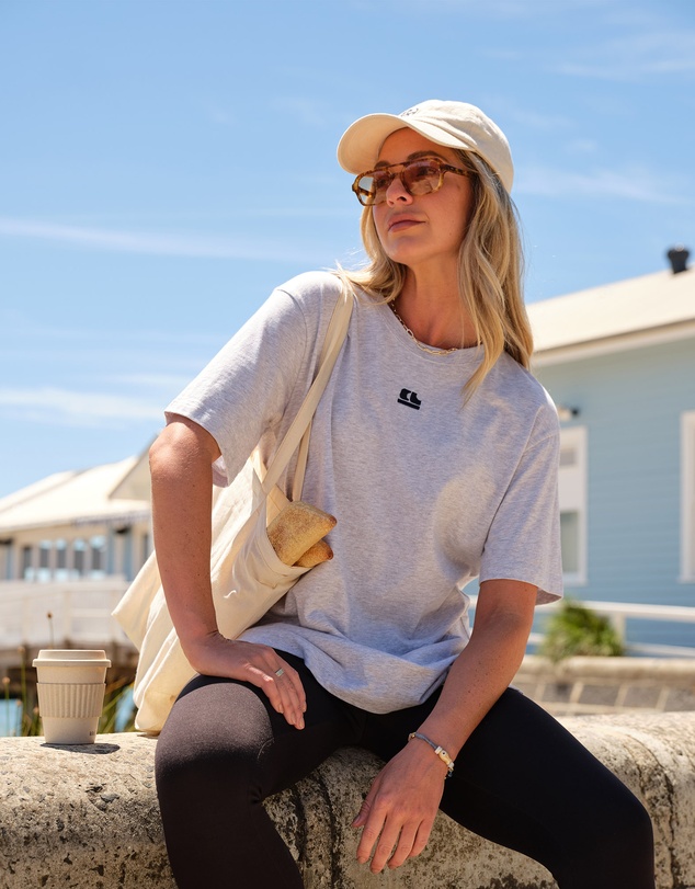 Ceres Life - Lola Longline Step Hem Tee
