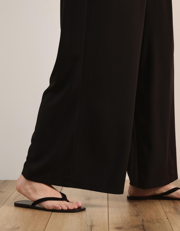 Atmos&Here Curvy - Flora Wide Leg Pants