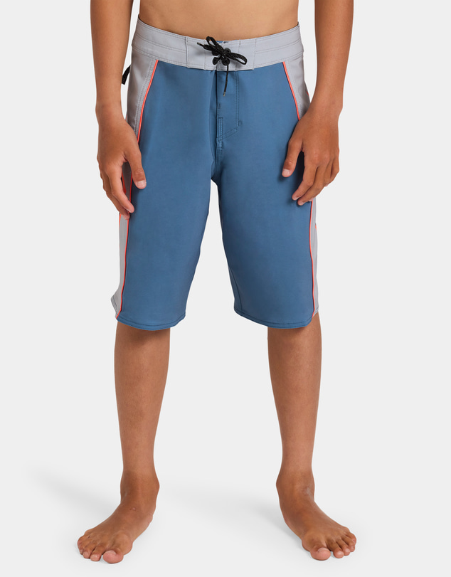 Billabong - Boys 8 to 16 New Wave Pro 19